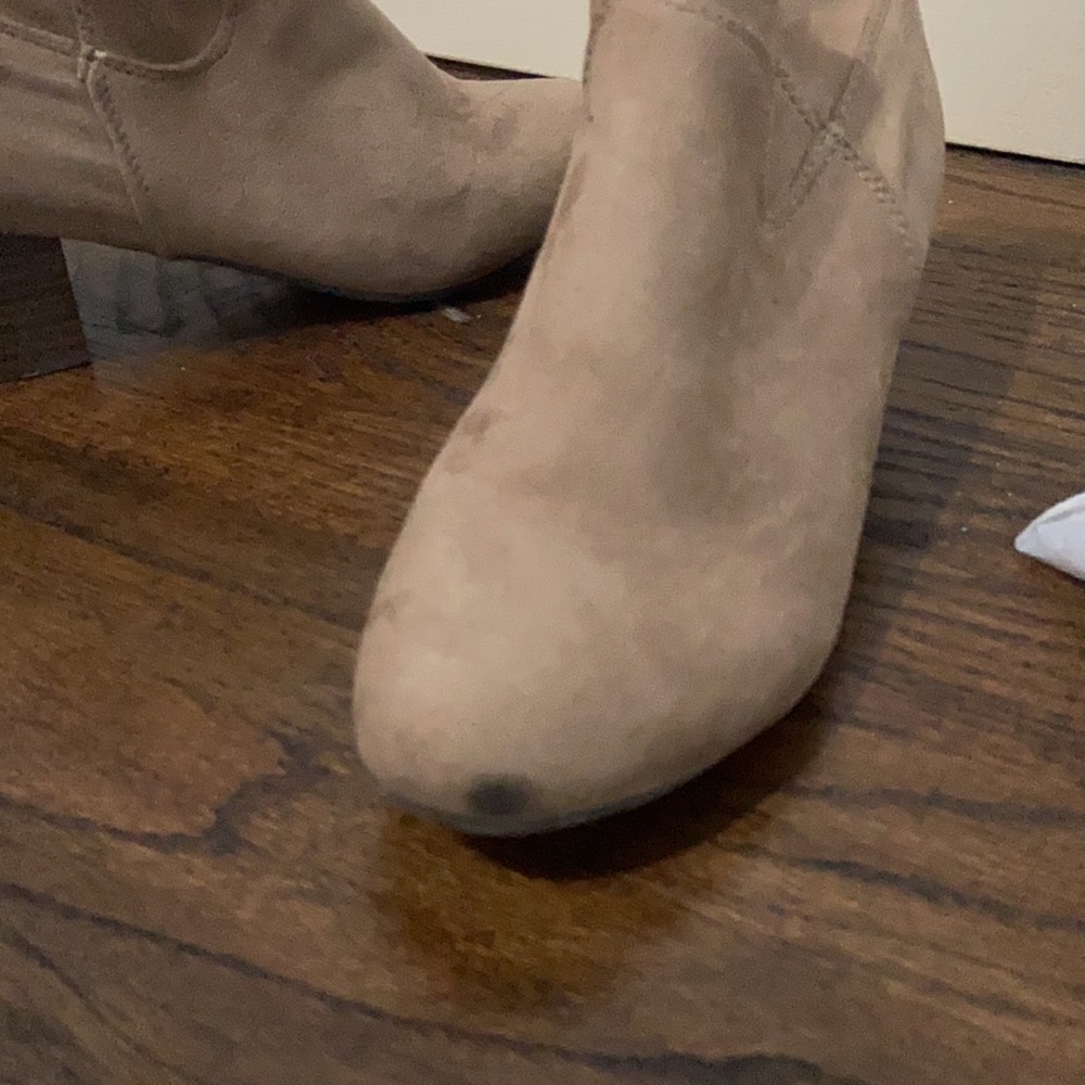 Tan booties - Picture 4 of 6